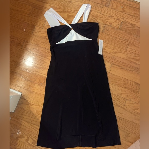 NWT Topshop cocktail dress in black and white! - Picture 2 of 8